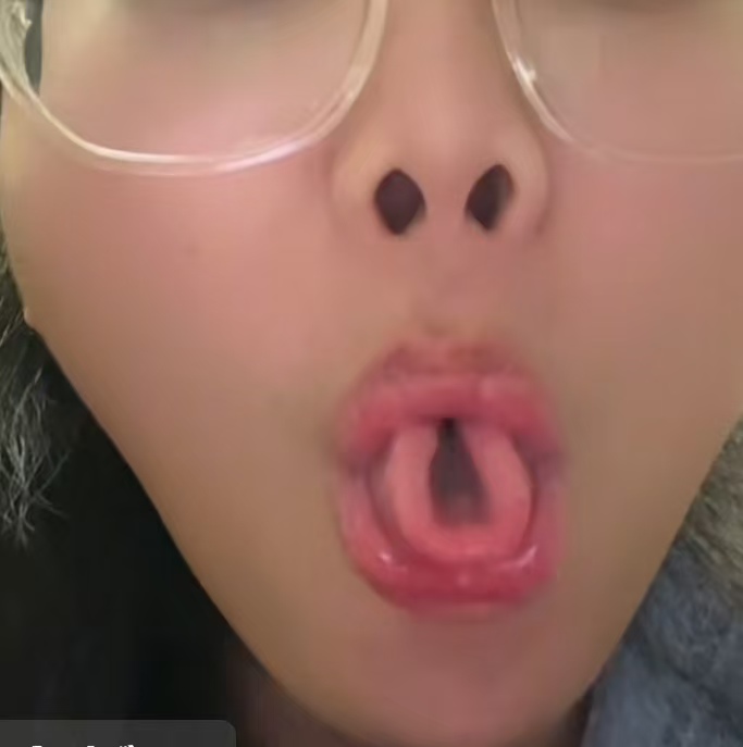 凤翼天翔剧社标签  怎样能让舌头两边卷起-凤翼天翔剧社